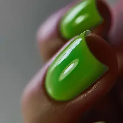 Bright green gel manicure