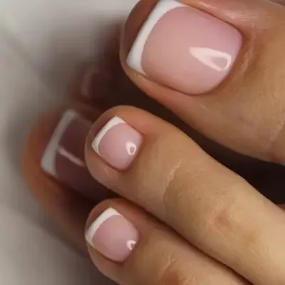 French tip gel pedicure